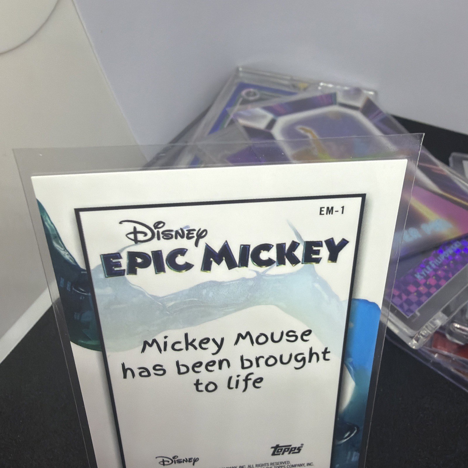 Mickey Mouse #EM-1 Topps Chrome Rainbow Foil 2026 Topps Disney Neon