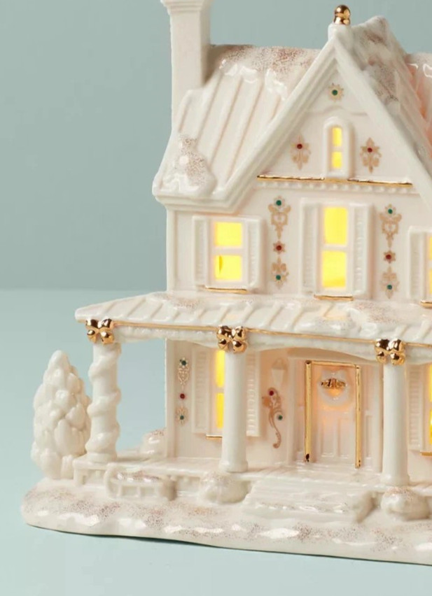 Lenox Mistletoe Park Farmhouse Lighted Village Treasures Collectible 2023 New