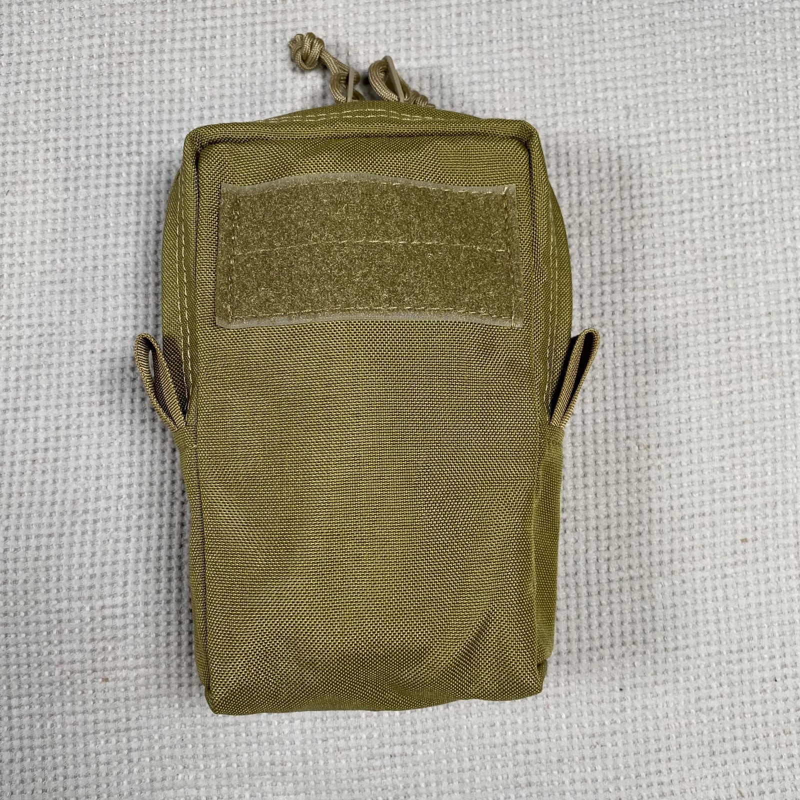 Fireforce Vertical MOLLE Utility Pouch Admin GP Holds 4 Mags USA – Coyote Tan