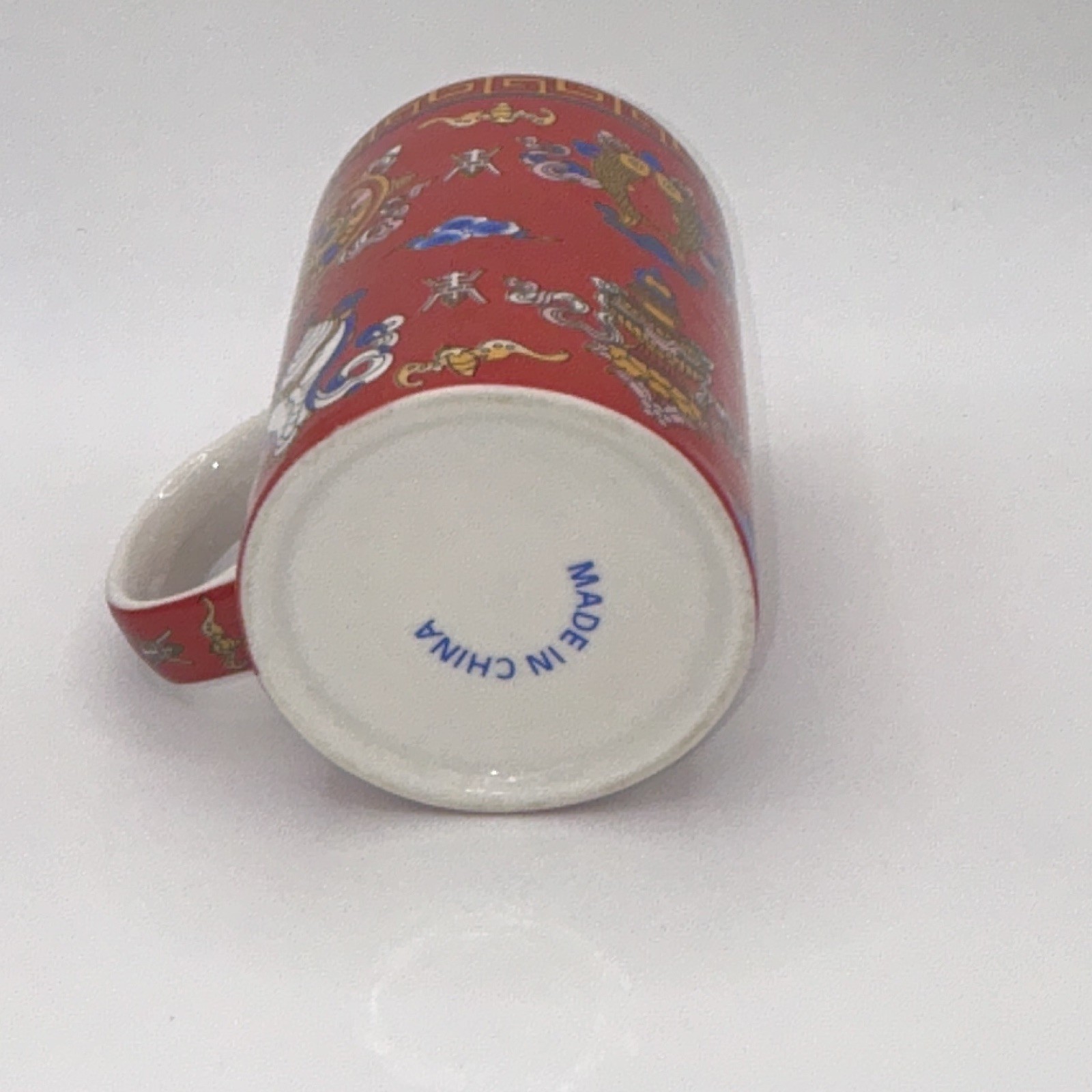Chinese Red Porcelain Lidded Tea Mug with Infuser Insert, Made in China