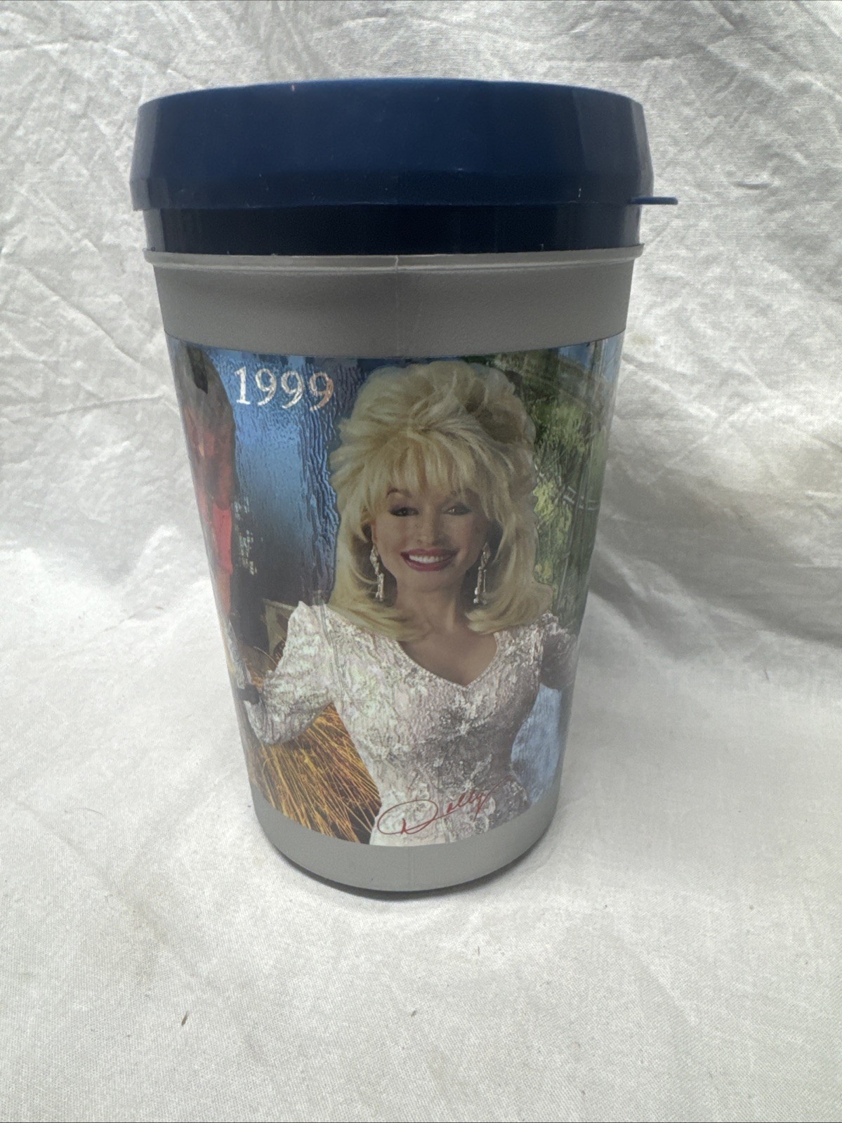 Dolly Parton 1999 Dollywood Large Plastic Travel Mug