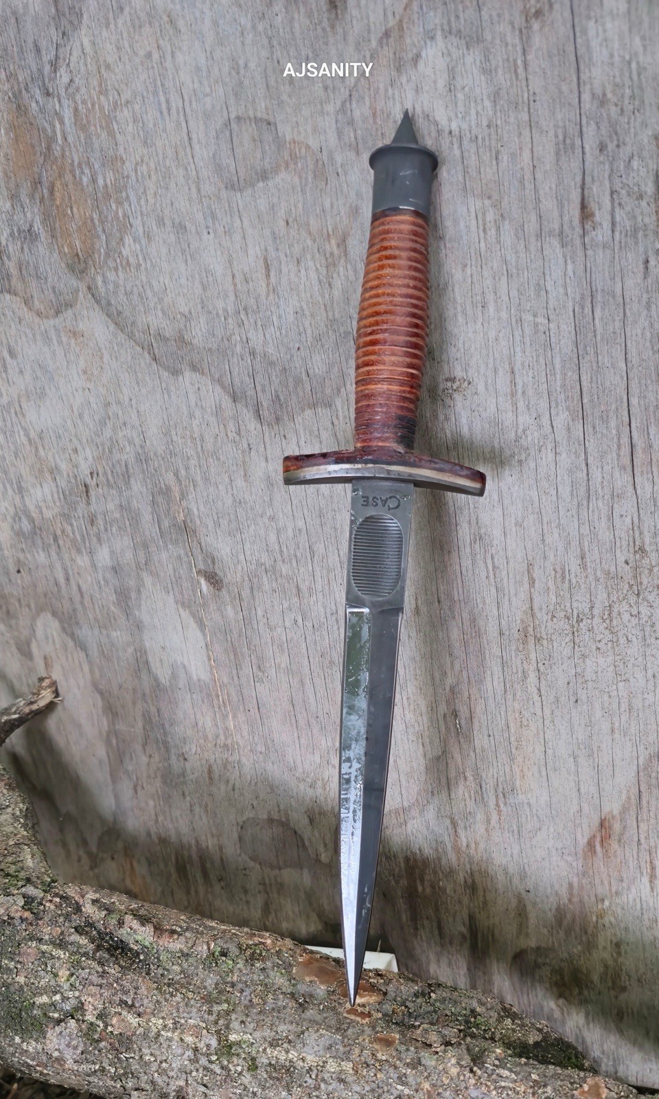 Vintage CASE V-42 Dagger US Special Forces WWII Double Edge Knife Stiletto