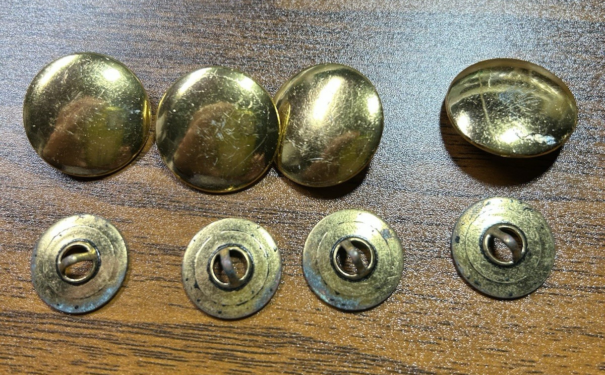 Button Militaires 8 pcs Equipment Uniform 4 buttons 7/8 inch goldtone vintage