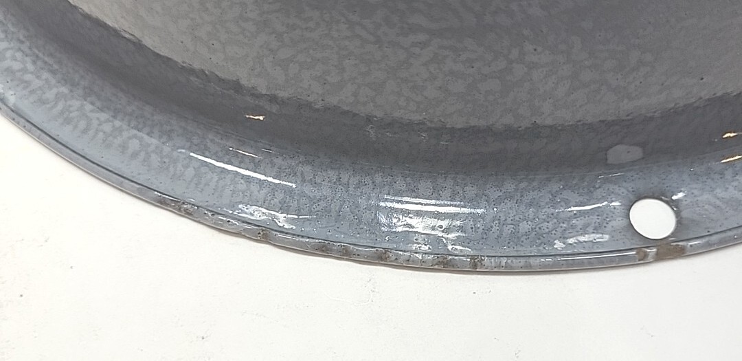 Vintage Enamelware – Granitware Gray Colander 11.125” Dia x 4.75″ Tall