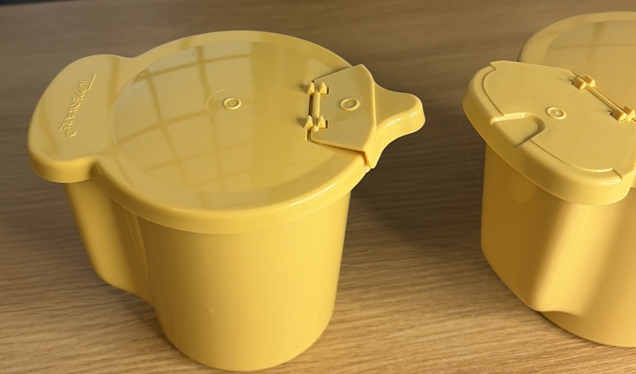 Tupperware Sugar and Creamer Set Yellow