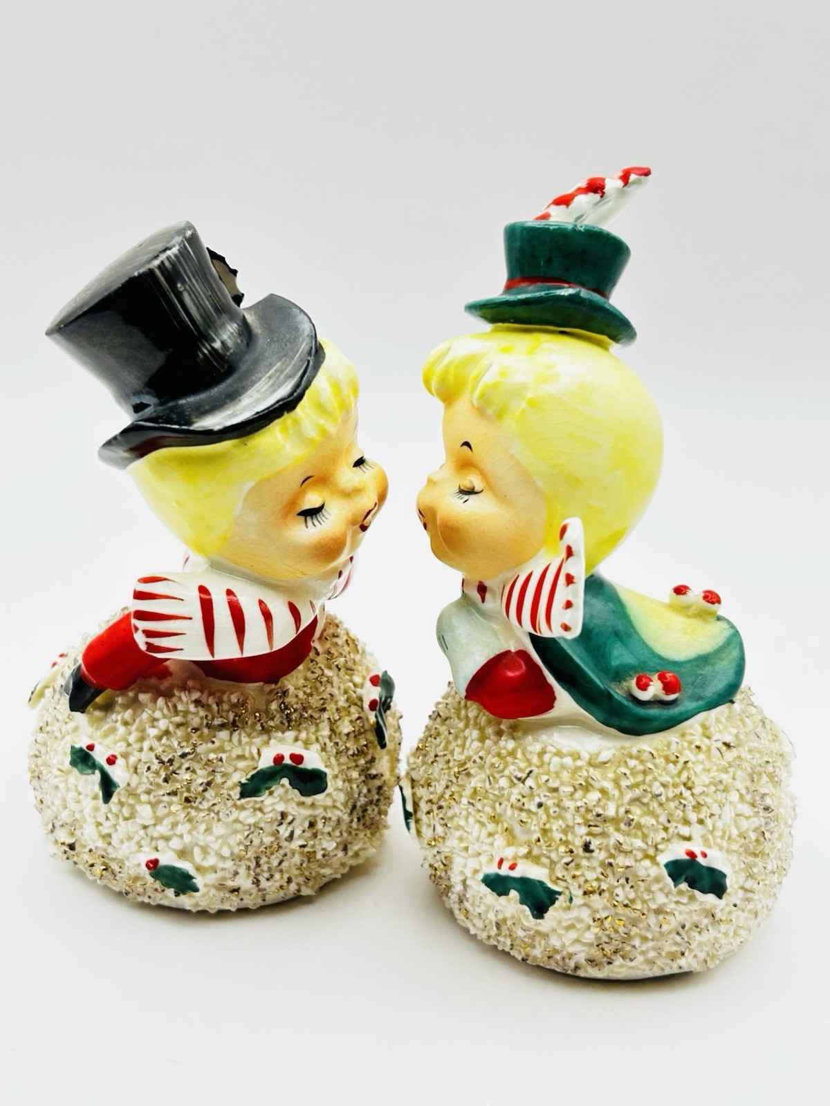 2 Vintage Geo Z Lefton Christmas Mr & Mrs Snowman Snowball Kissing Couple Bells