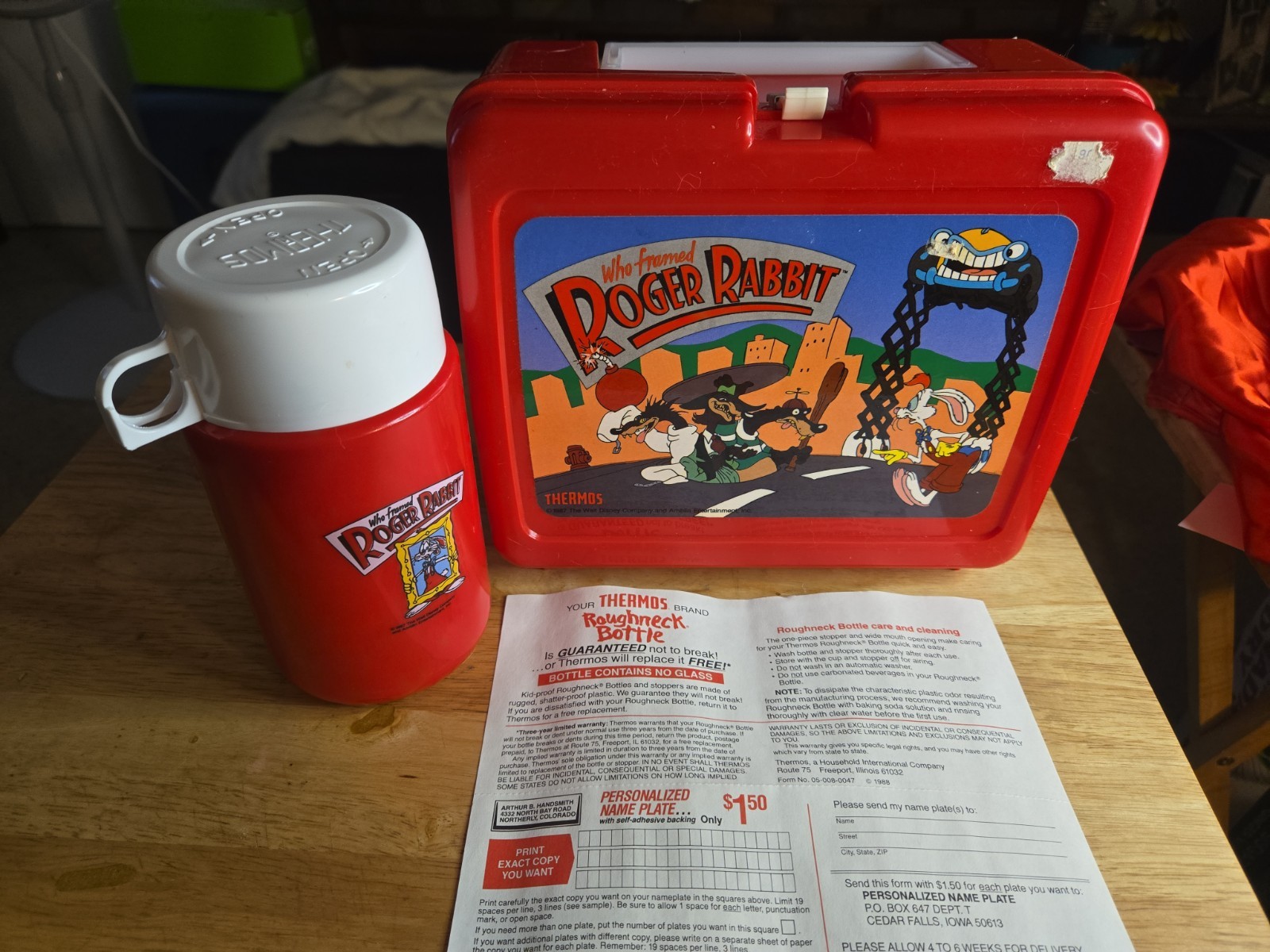NEW! Vintage 1987 “Who Framed Roger Rabbit” Plastic Lunchbox Set! COMPLETE!