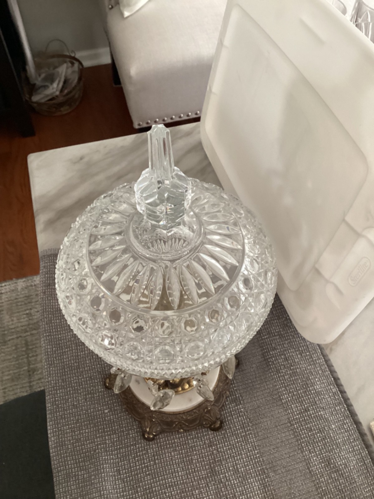 Vintage Etched Crystal Candy Dish w/Lid w/Brass Pedestal (Pre-Owned)