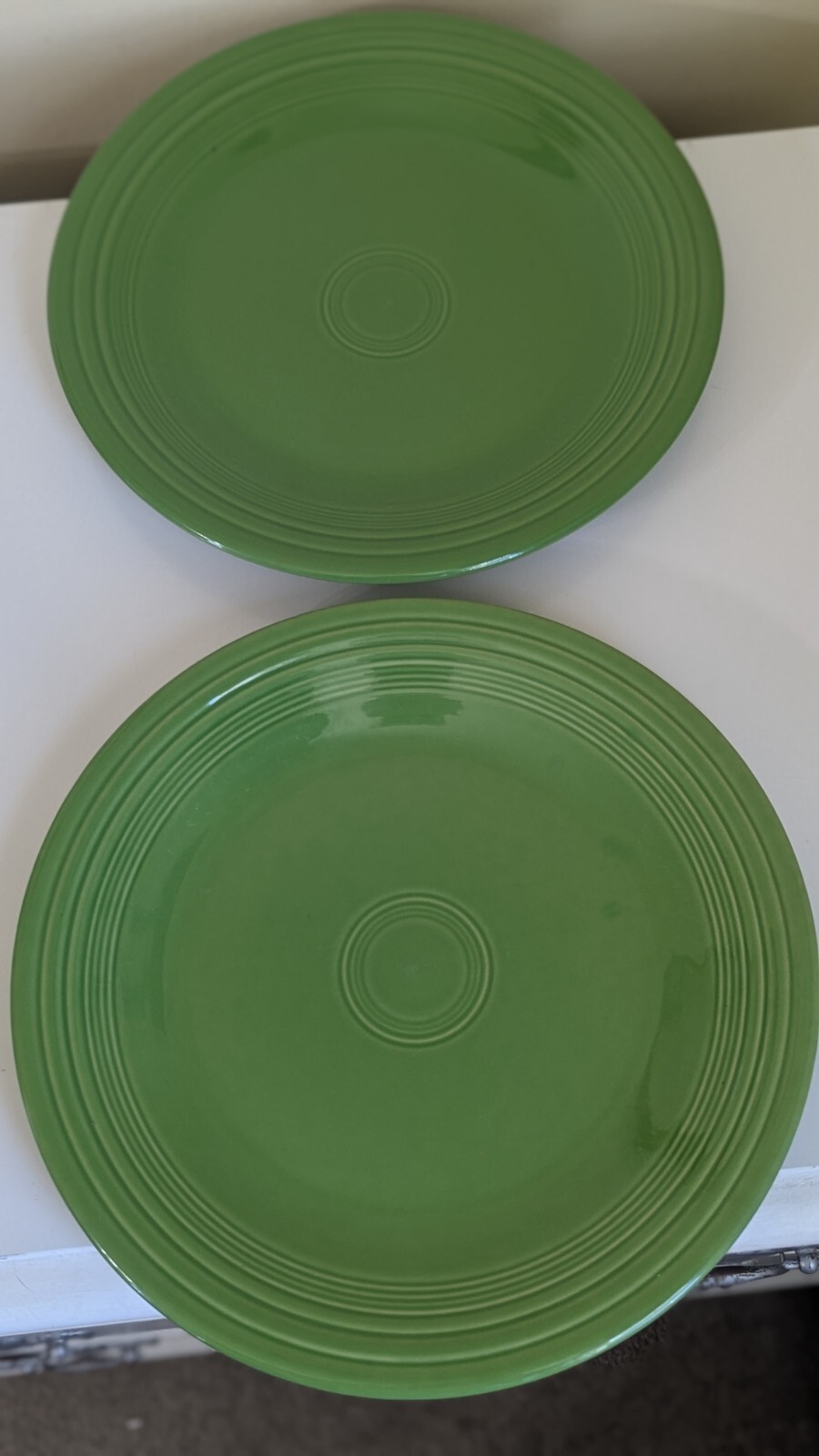 FIESTA WARE Green Lime CHARTREUSE Modern Retired DINNER PLATES 10.5in Set of 5