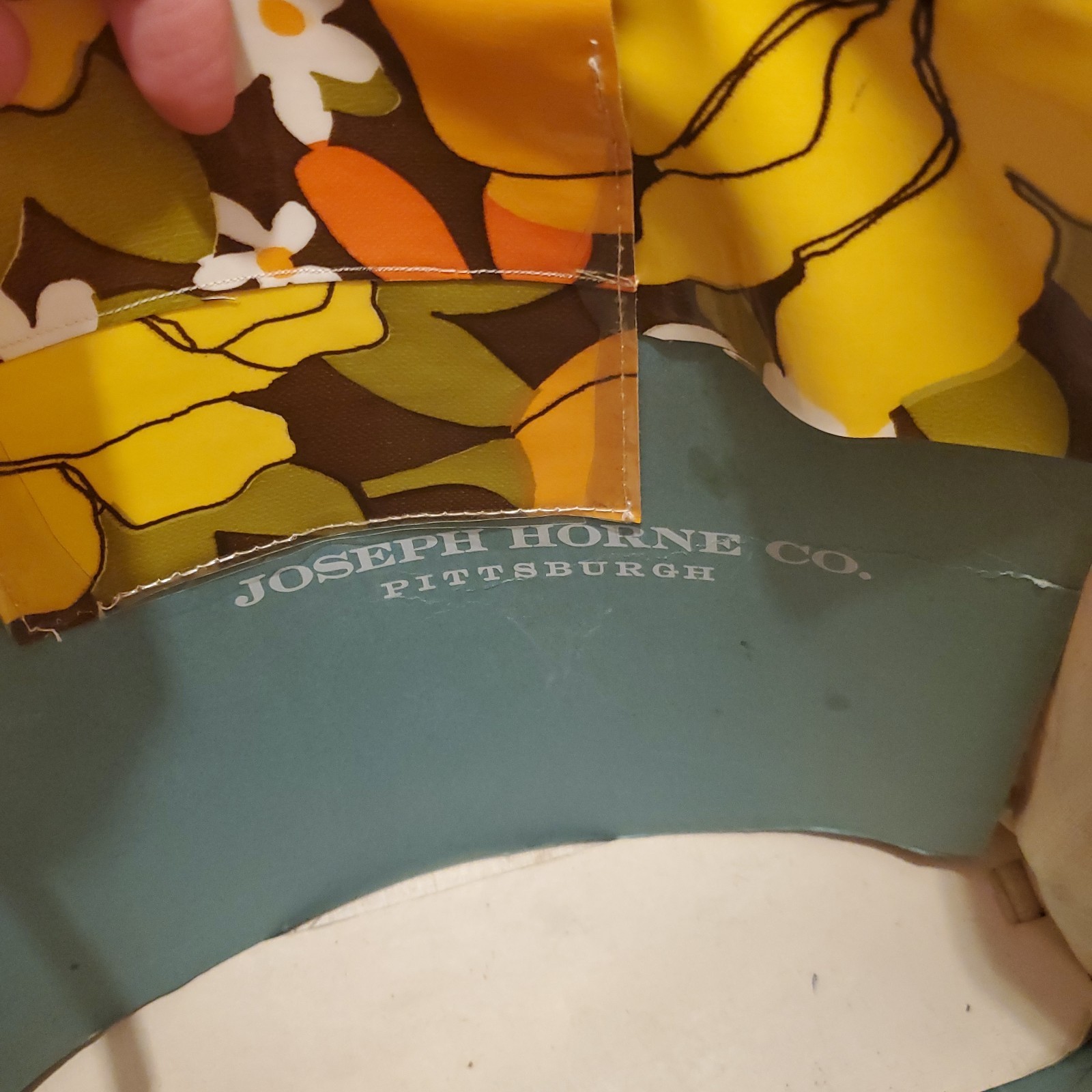 READ vtg Joseph Horne Horne’s Department Store FLOWER POWER vinyl bag PITTSBURGH
