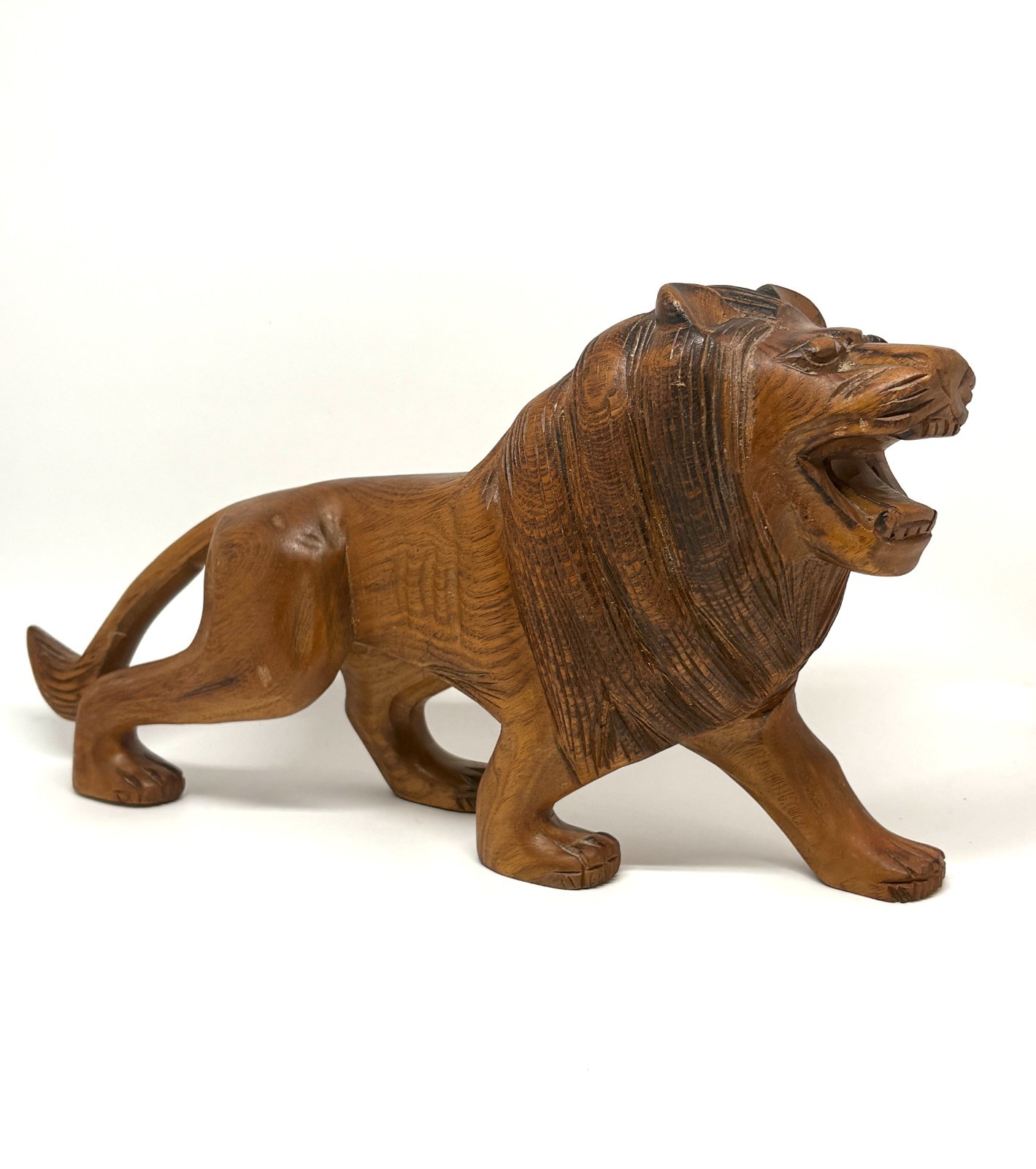 Vintage Hand Carved Wooden Roaring Lion Figure Scupture