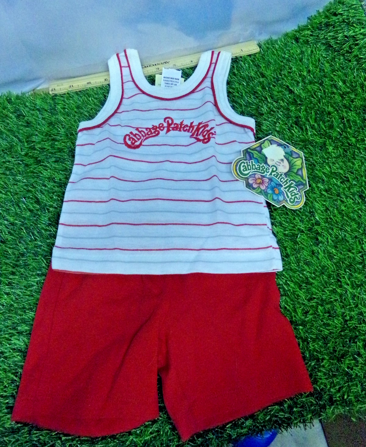 CABBAGE PATCH KIDS brand. 30+yrs red shorts set BOY