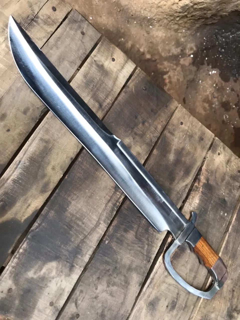 Custom Handmade Carbon Steel D-Guard Beautiful Hunting Sword W/Sheath
