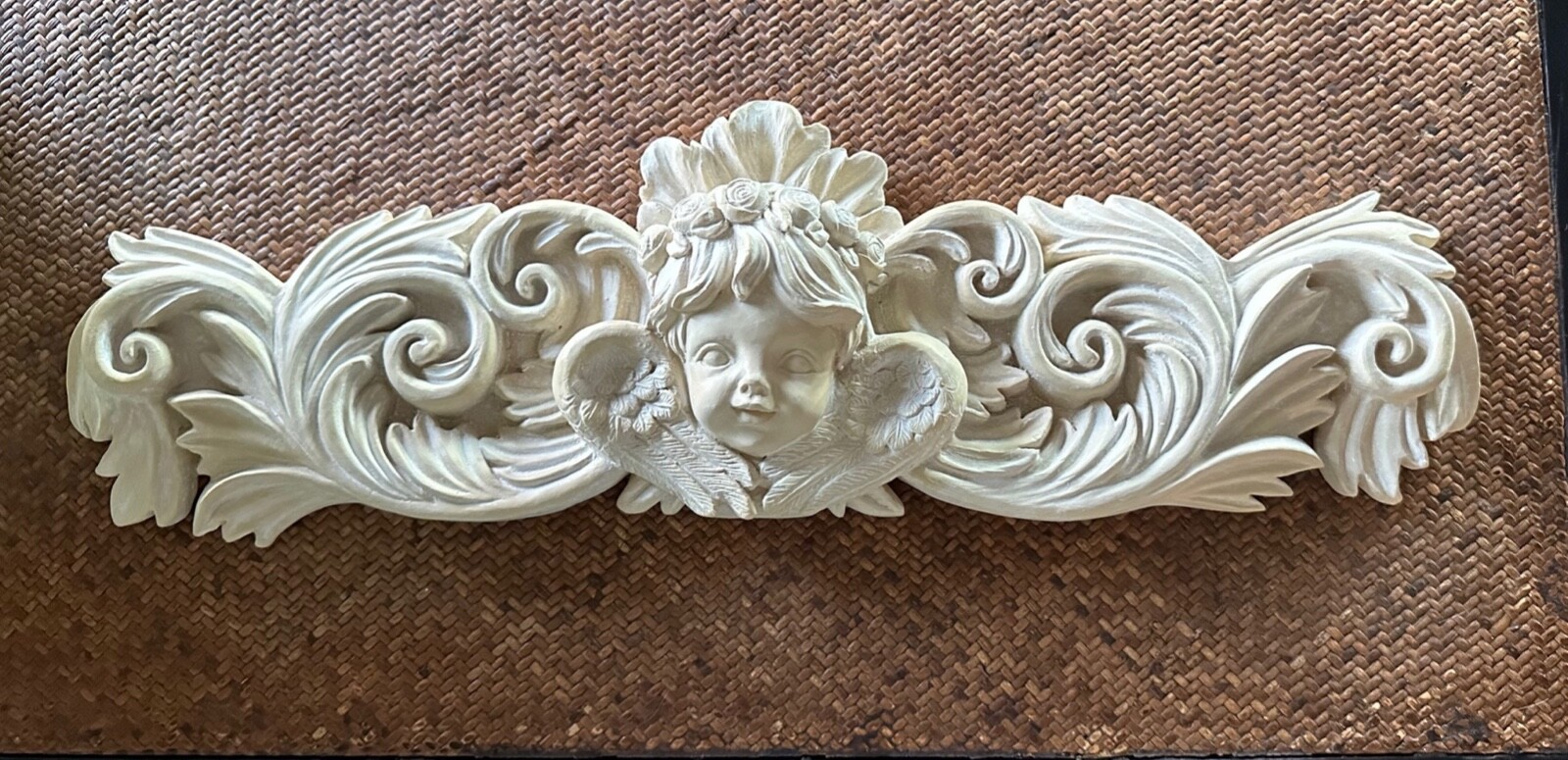 RARE Gorgeous Ornate Cherub Angel Wing Resin Baroque Hanging Wall Plaque 18″x6″