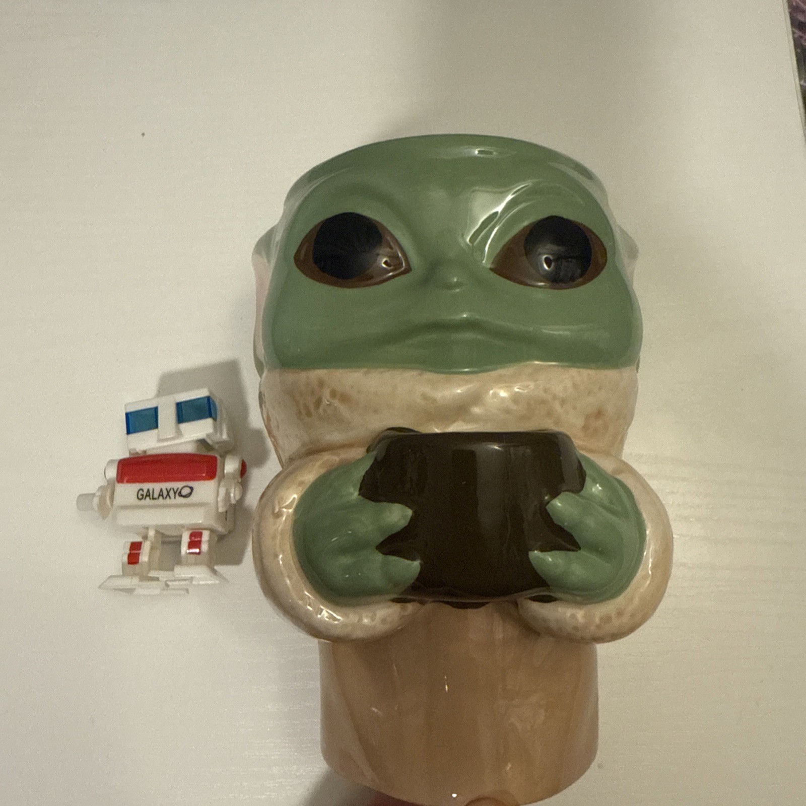 Galerie Baby Yoda Grogu Coffee Cup Mandalorian Star Wars 6 inches tall Mug