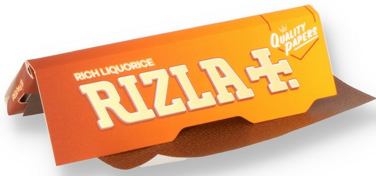 Rizla ROLLING PAPERS LIQUORICE Single Wide *DISCOUNTS!* *FREE USA SHIPPING*