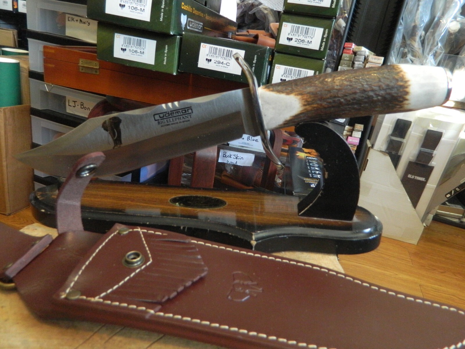 CUDEMAN KNIVES 14″ STAG HANDLE BOWIE KNIFE 5 STAR STAG 1095 HC ST BLADE LEA SH