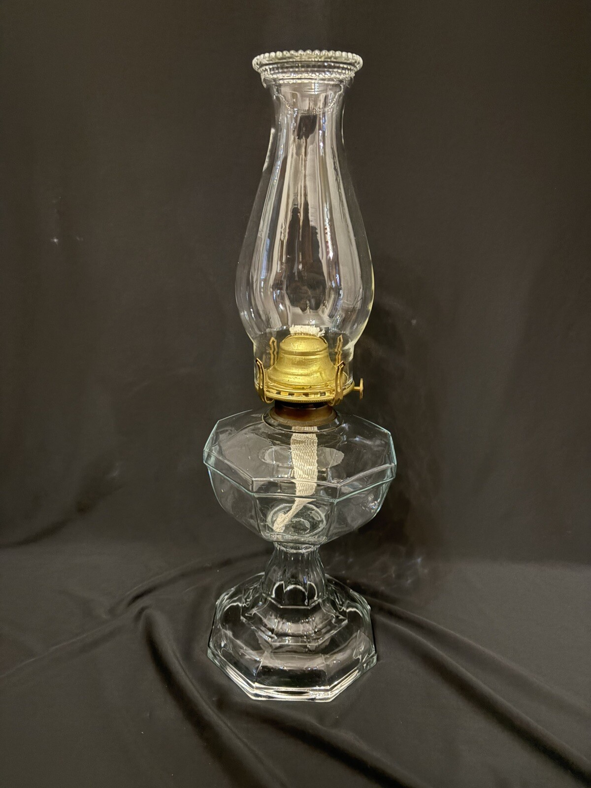 Vintage Queen Anne No. 2 Glass Oil Lamp 18” Tall Looks Unused & Great Condition