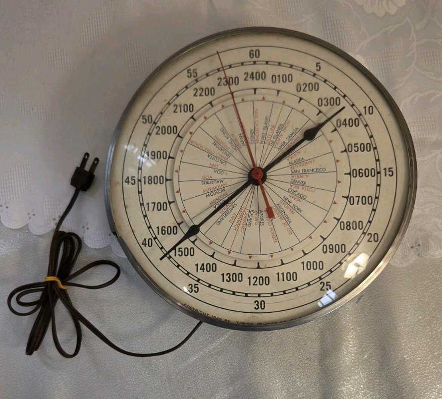 RARE VINTAGE TIMING DEVICES COMPANY ELECTRIC WORLD CLOCK COPYRIGHT 1949 – WORKS