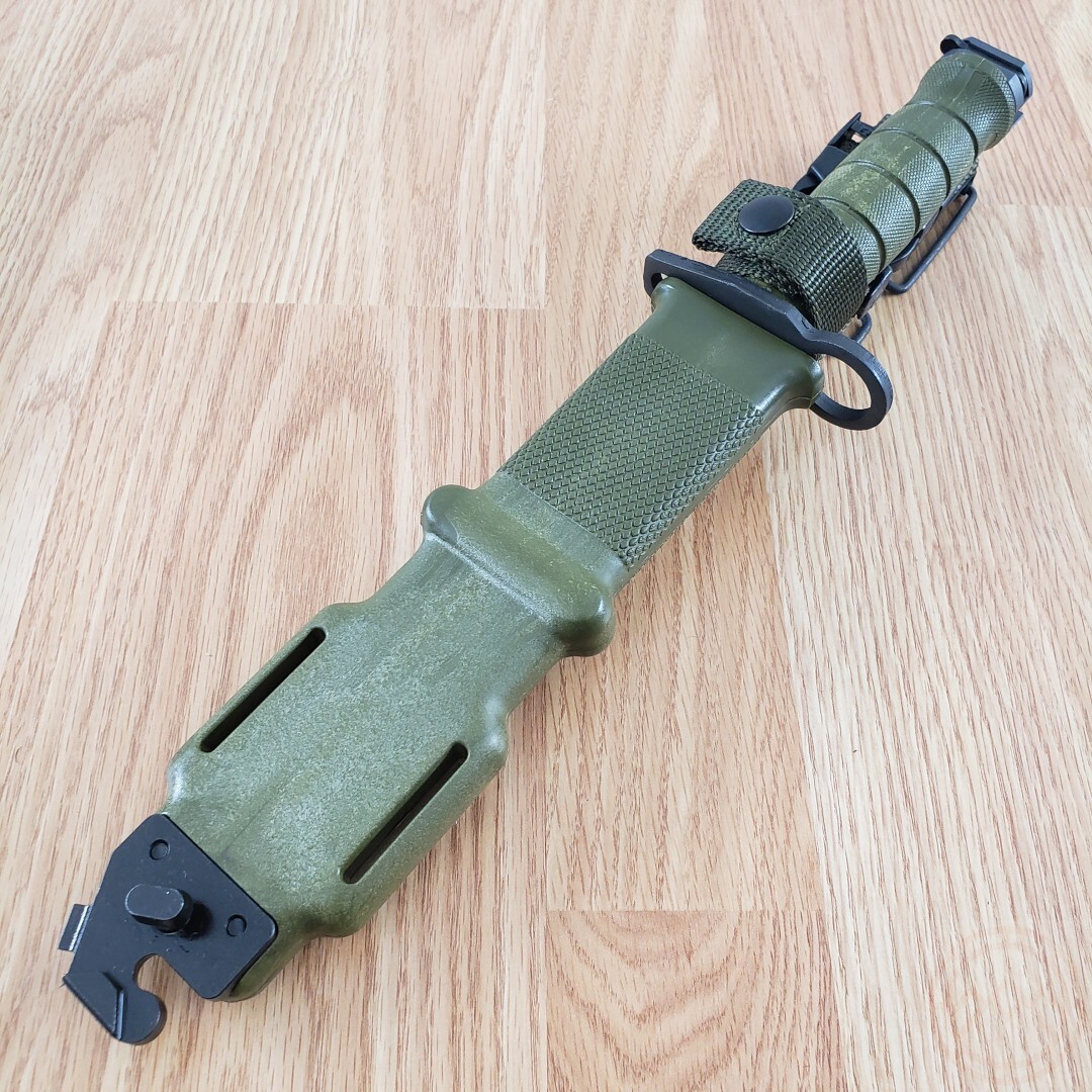 Ontario M-9 Combat Fixed Knife 7″ 420 Steel Blade OD Green Sculpted GFN Handle