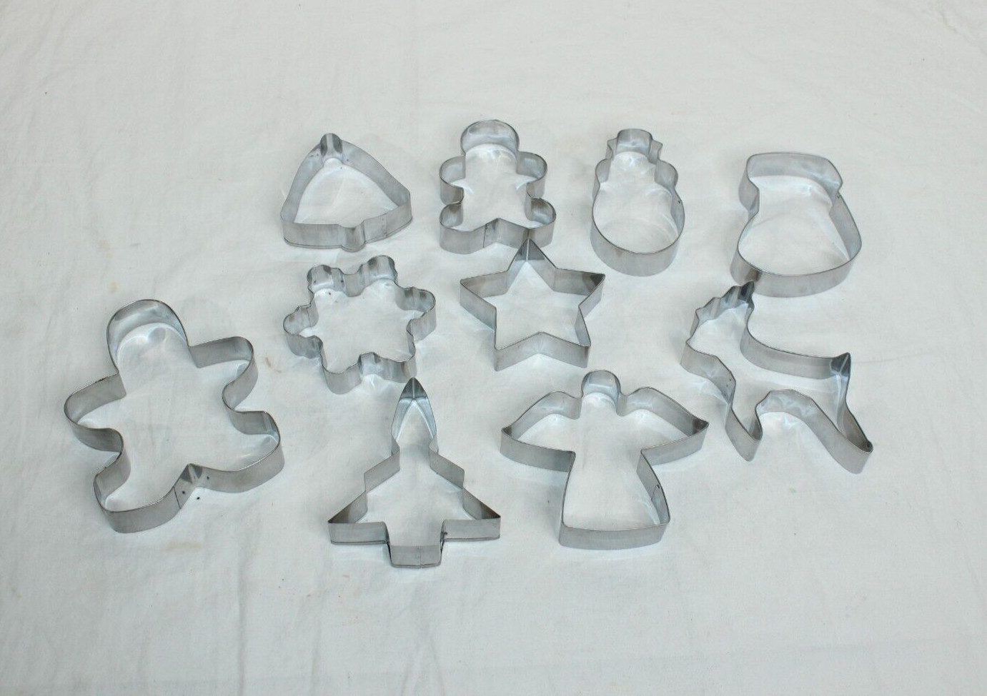 10 Piece Metal Christmas Cookie Cutters Multiple Shapes