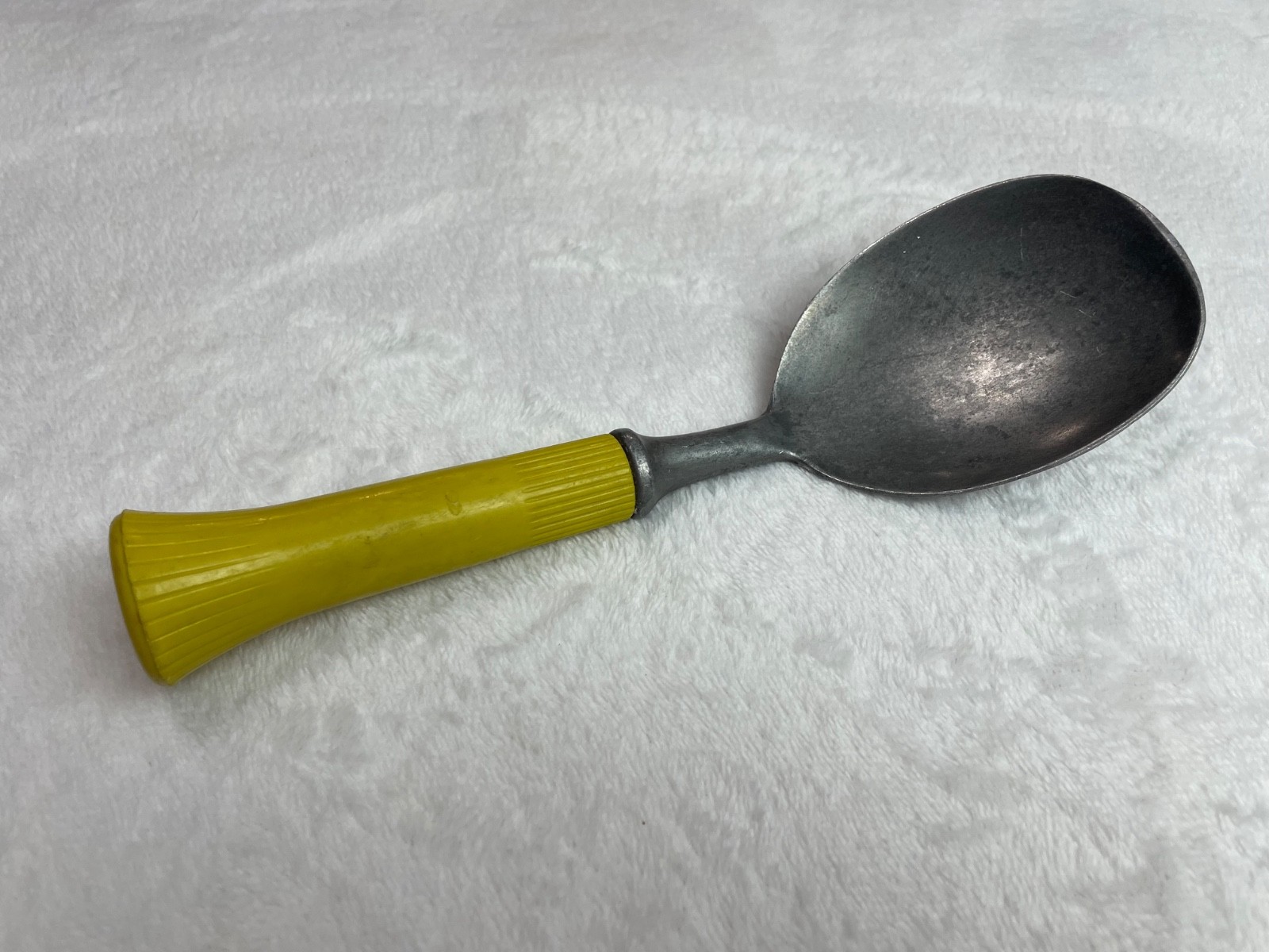 Bonny Prod Co Ice Cream Paddle Spade Scoop Gelato Spoon Yellow Handle VTG 8″