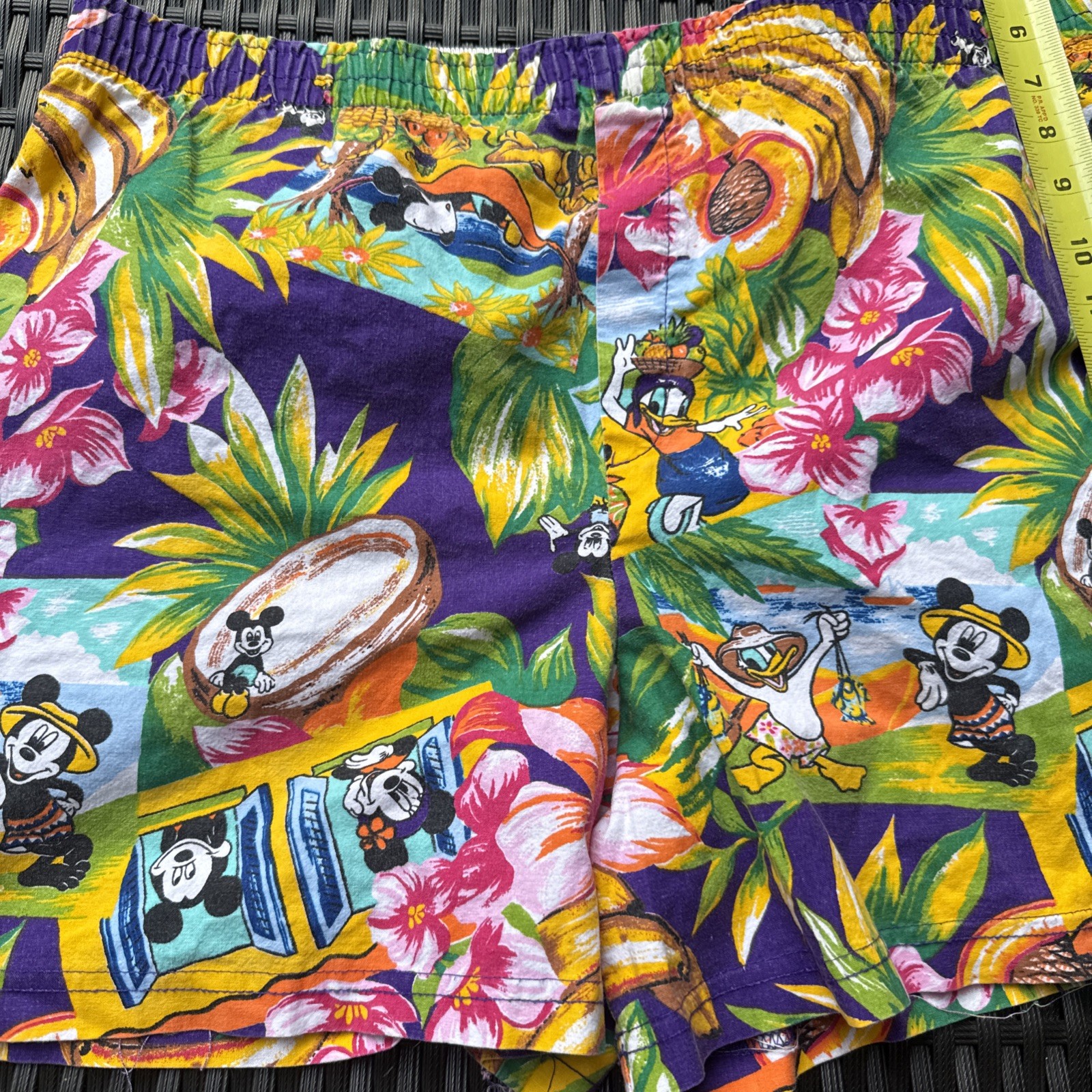 90’s Disney Hawaiian Mickey Boxers *Needs New Elastic XL