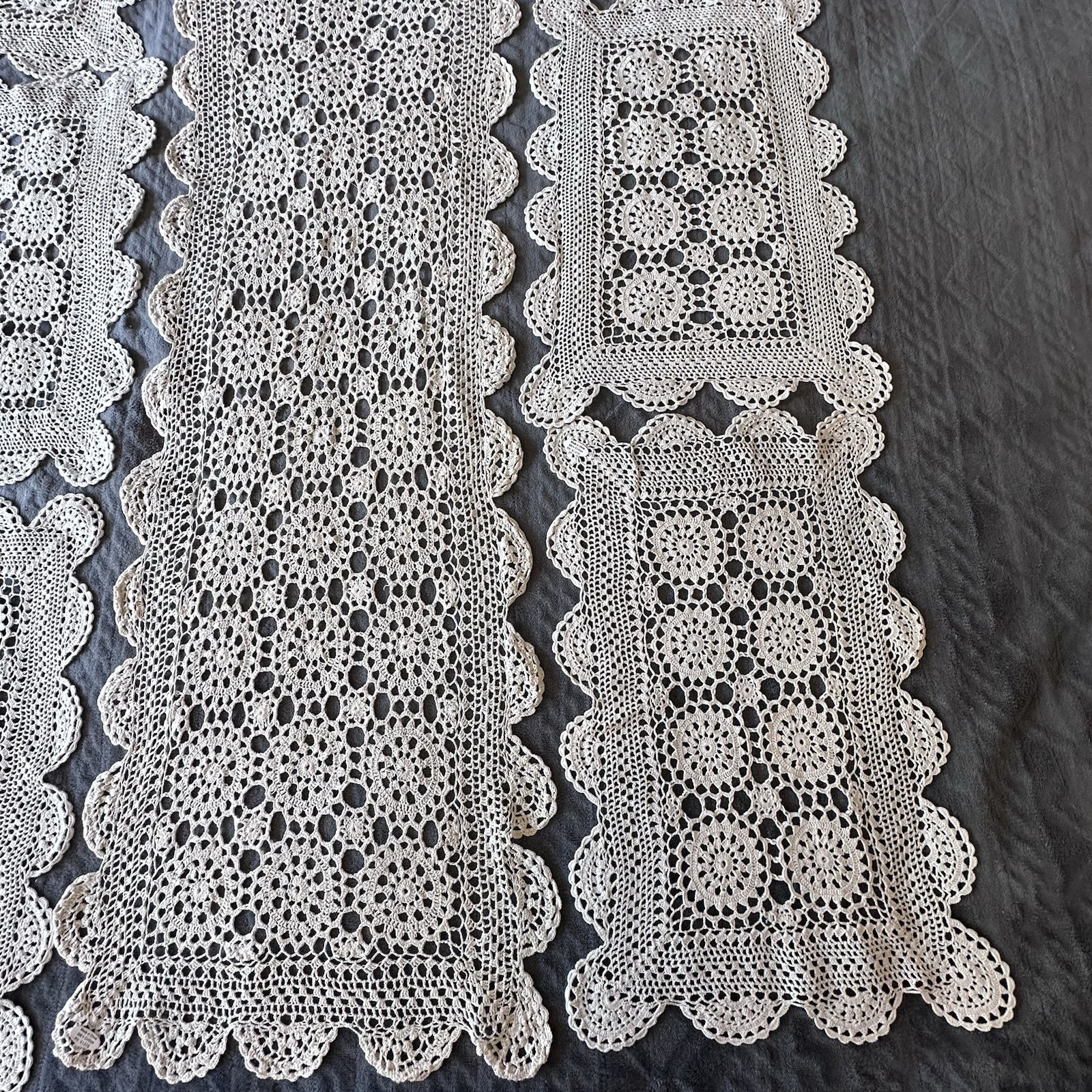 Vtg Handmade Crochet Table Runner & 7 Placemats Antique White Cotton Lace 8 Set!