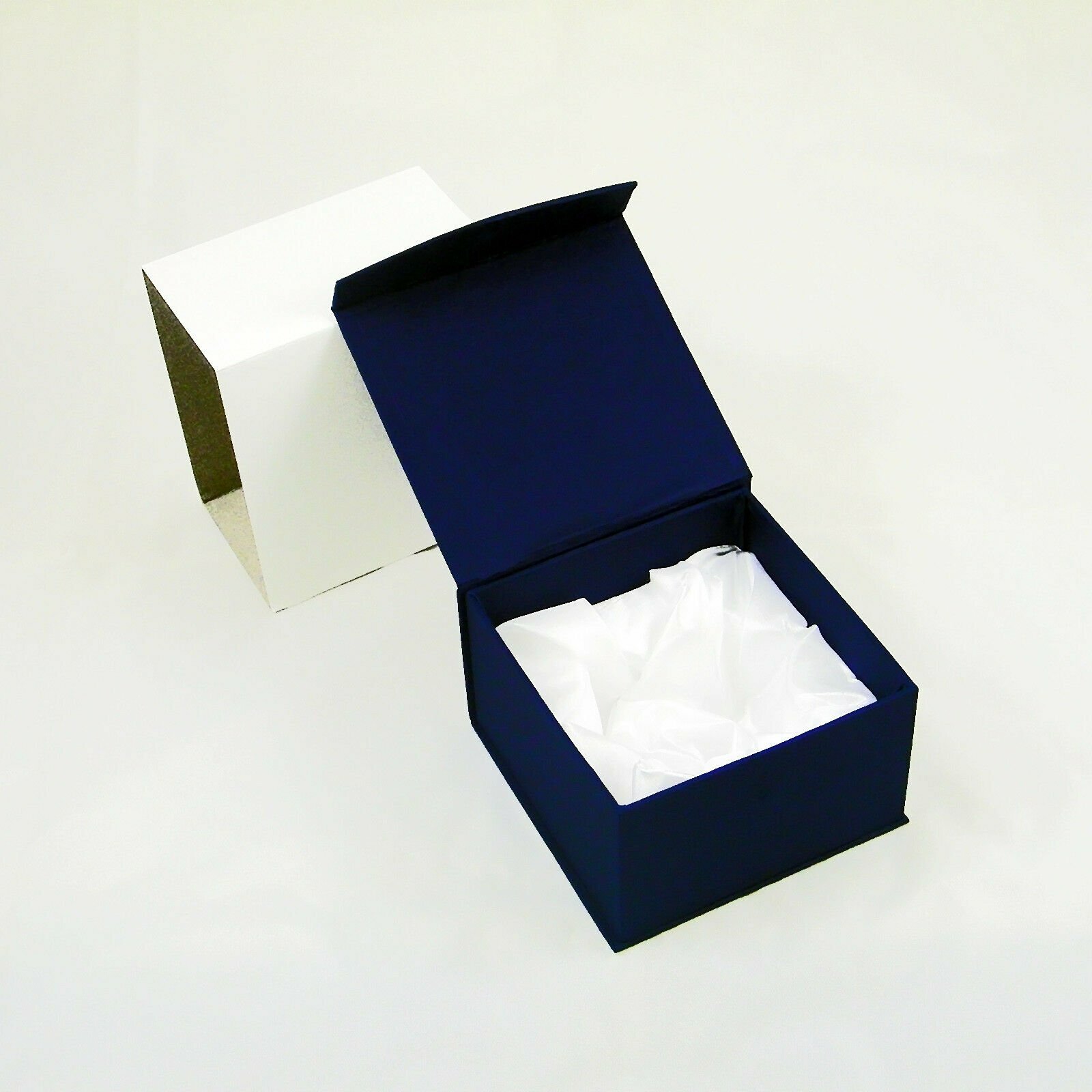 High Quality Crystal Tennis Ball Paperweight 3″ with Gift Box