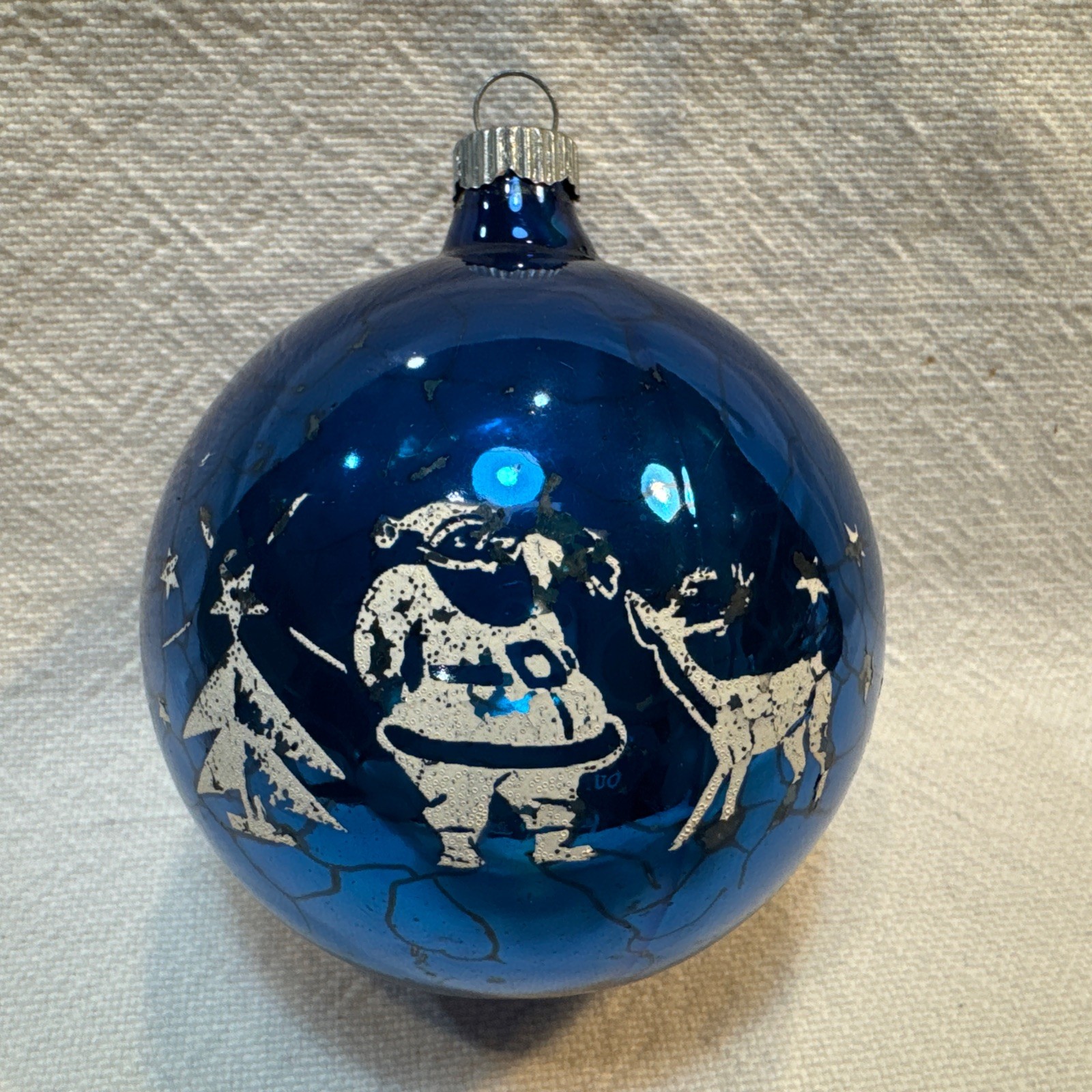 Vtg Rare Shiny Brite Jumbo 4 1/2” Blue Xmas Ornament Santa Feeding Deer Stencil