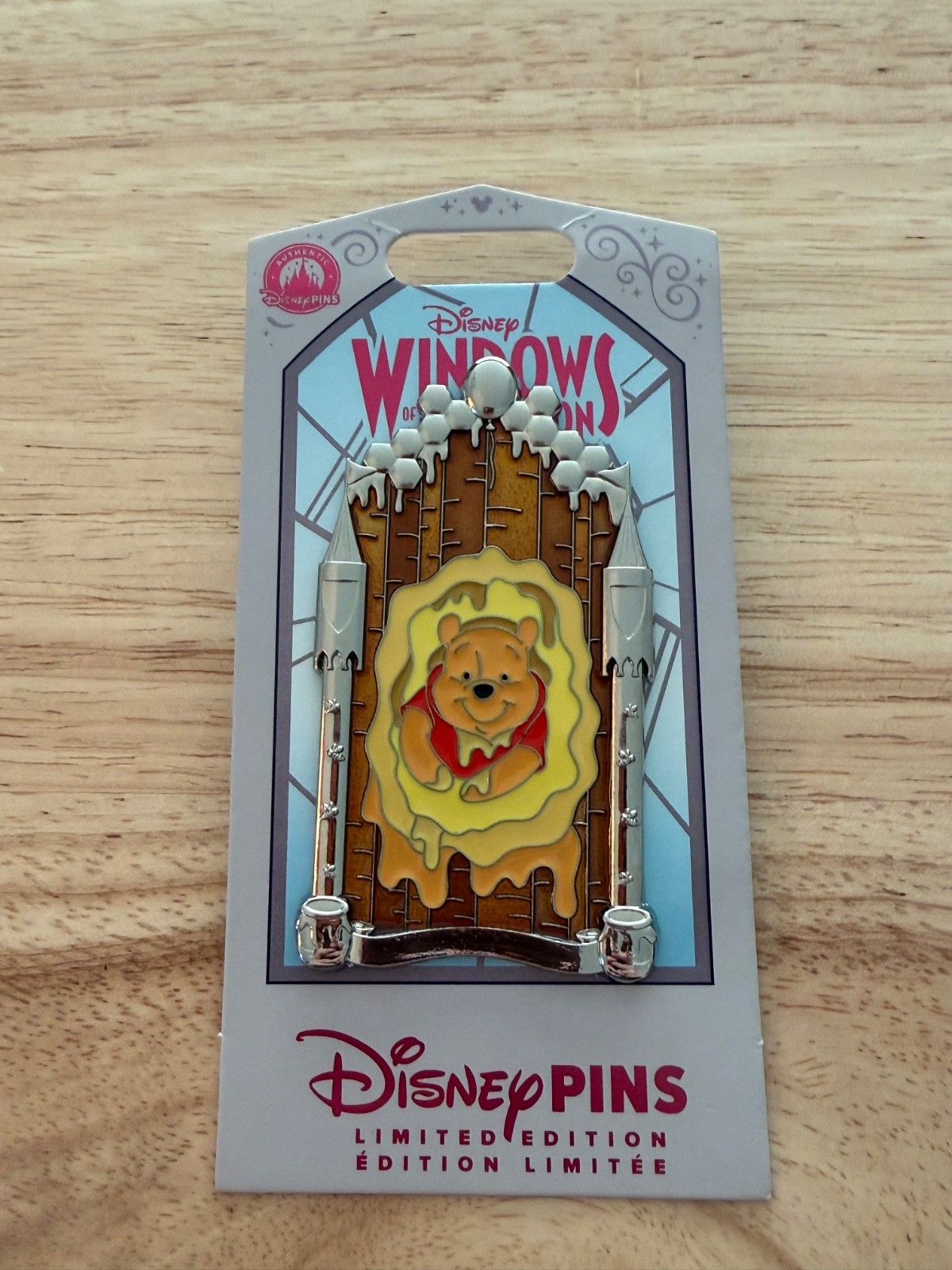 WDW Disney Pin Windows of Attraction – Winnie the Pooh