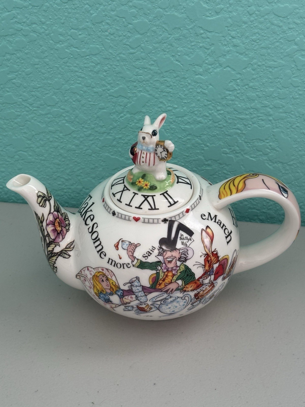 PAUL CARDEW Alice in Wonderland Large Teapot Mad Hatter Rabbit Tea Pot British