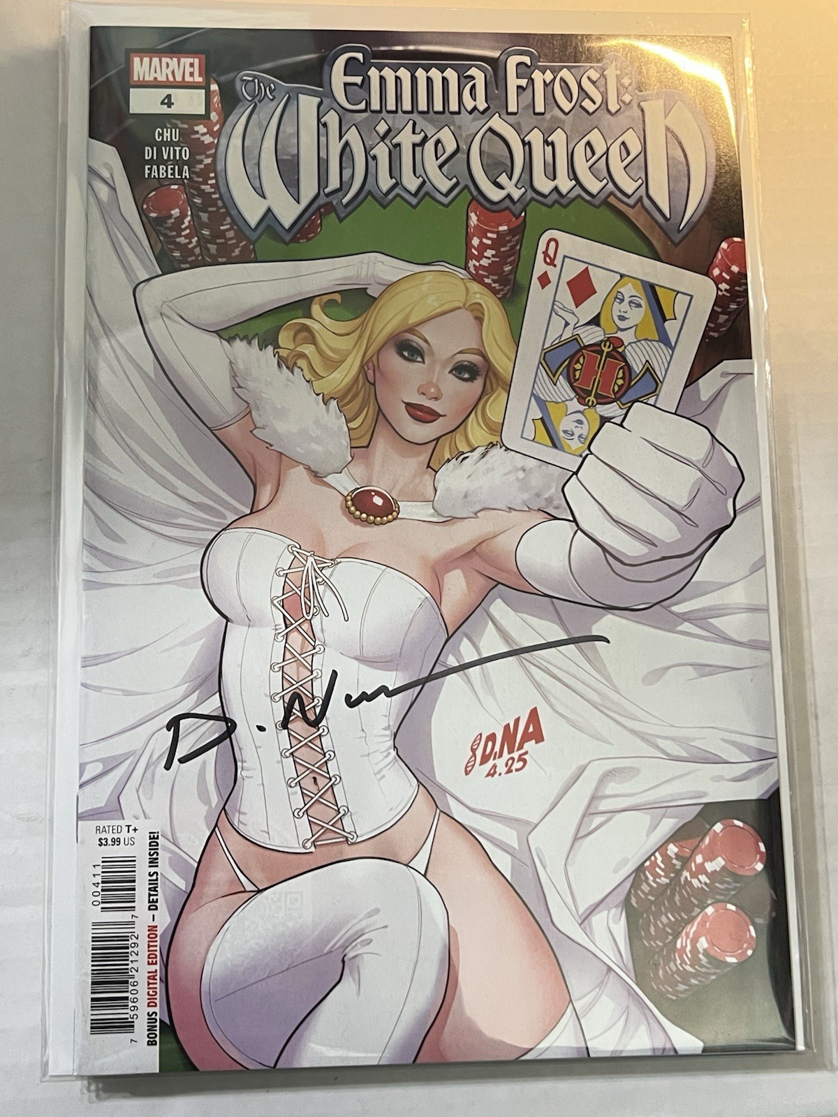 The White Queen #4 EMMA FROST Signed by David Nakayama w/ COA