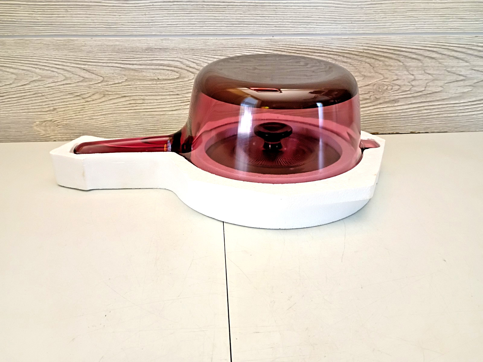 Visions by Corning Cranberry 2.5L Glass Saucepan w/ Pyrex Lid – New Open Box