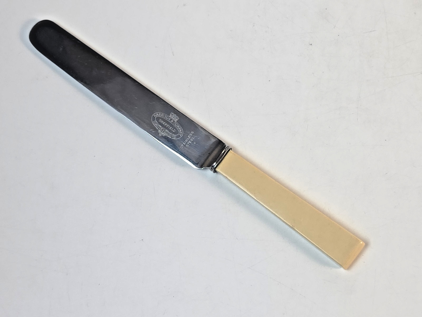 6 HARRISON Faux Bone Square Handle Butter Knives SHEFFIELD Stainless Steel ~ 9″