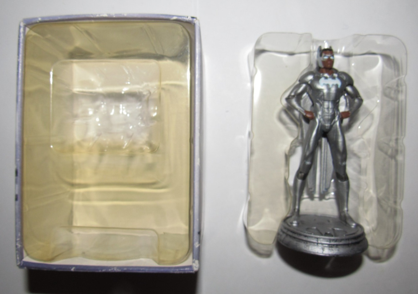 Eaglemoss DC Chess Collection Batwing White Pawn