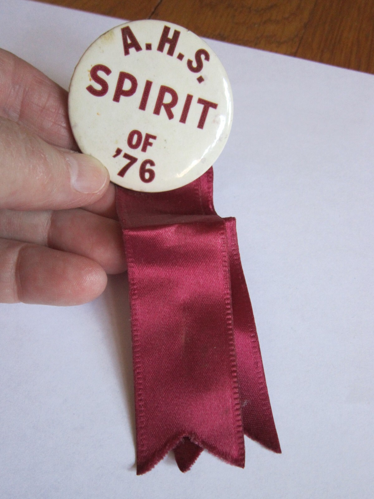 Vtg Auburn NY High School Pinback Button Spirit of 1976 Maroon & White Button