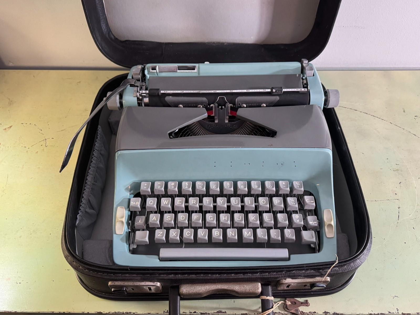 1969 Consul 221 Typewriter • Seafoam Blue & Slate Gray • w/ Case, Key, Extras
