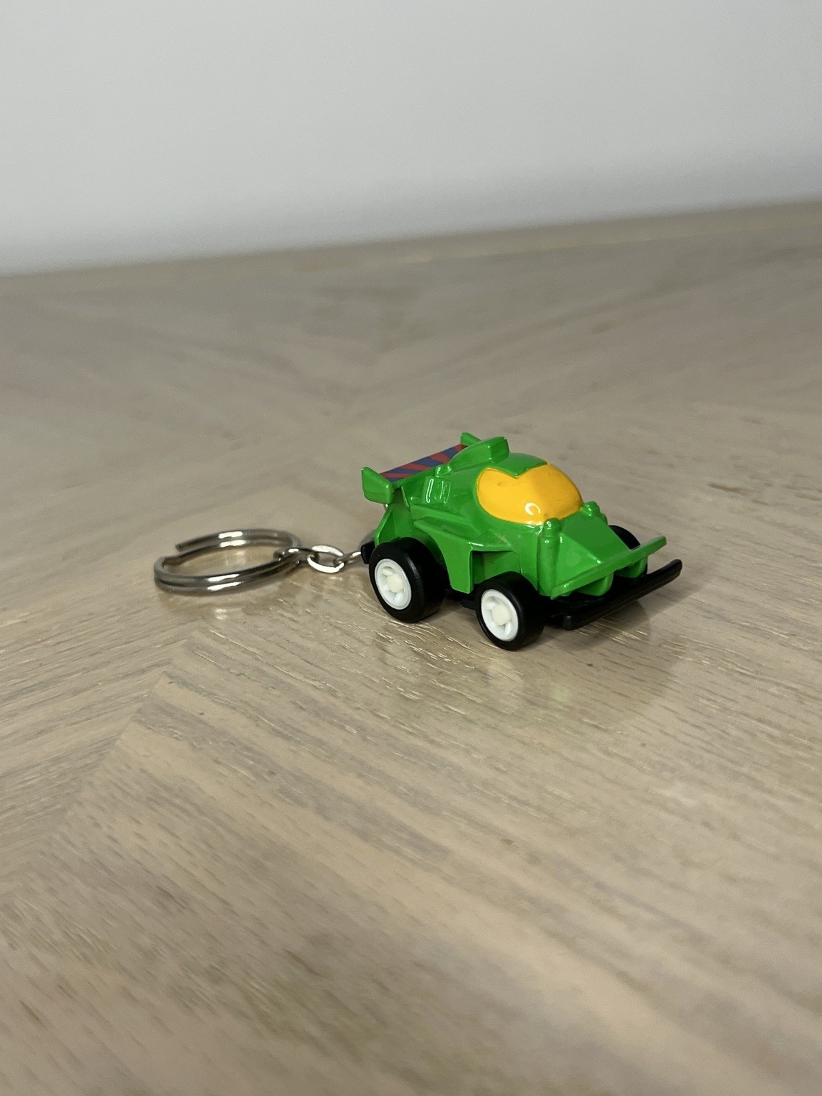 Vintage Green Race Car Keychain Toy Plastic Mini Formula Race Car Key Ring