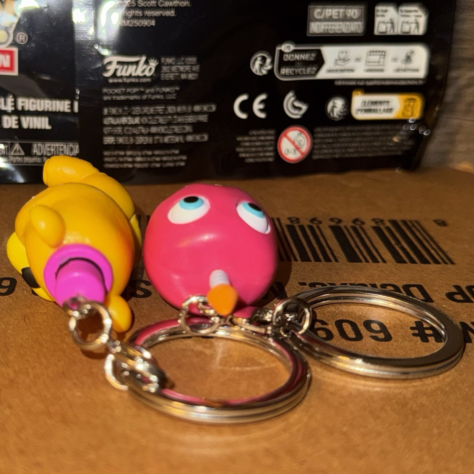 Fredbear & Cupcake Five Nights at Freddy’s Mystery Pocket Pop Keychain FNaF