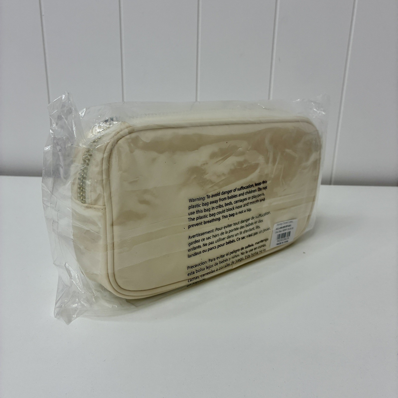 Disney Parks 2025 Stoney Clover Lane It’s A Small World Bag Pouch Small NWT
