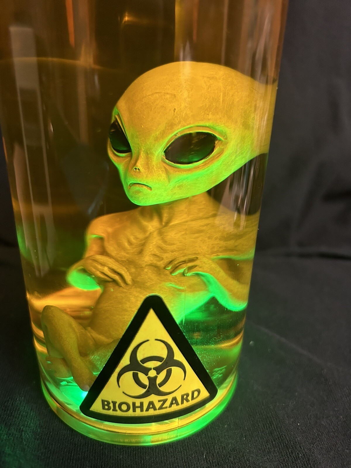 Alien Embryo Light Up Specimen in a Jar Halloween Horror Alien Baby UFO ET Prop