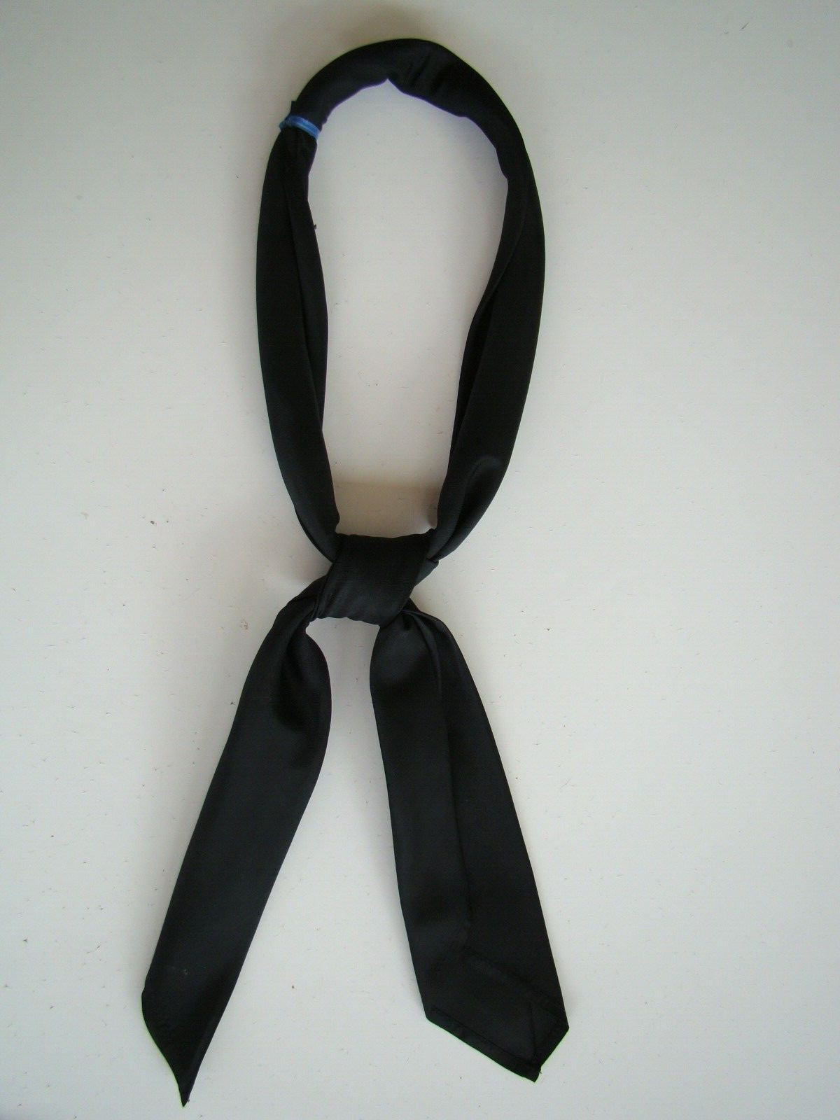 US NAVY USN ALL RANKS RATES ENLISTED & P/O DRESS WHITES & BLUES NECKERCHIEF FLAT
