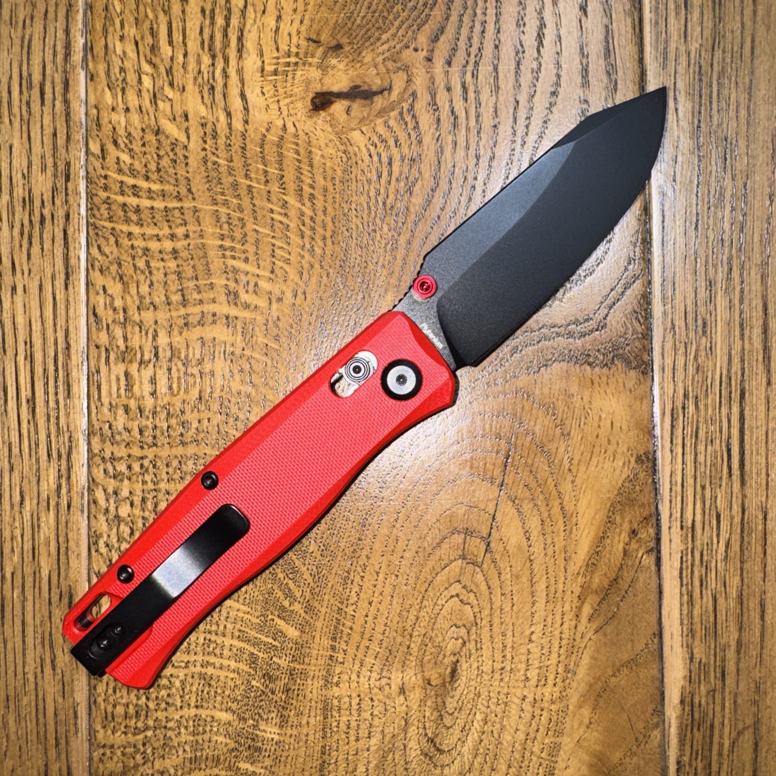 Flytanium BEEF Folder 3.5″ D2 Blade. G10 Handle. Thumb Stud. Bar Lock. W/Extras.
