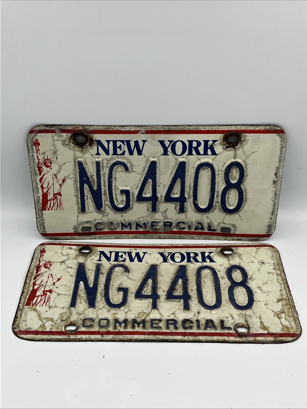 Vintage New York Statue of Liberty Commercial License Plate Pair NG4408