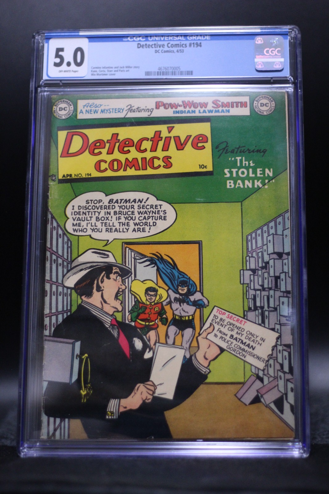 Detective Comics (1937) #194 Win Mortimer Batman & Robin CGC 5.0 Off-White Pages