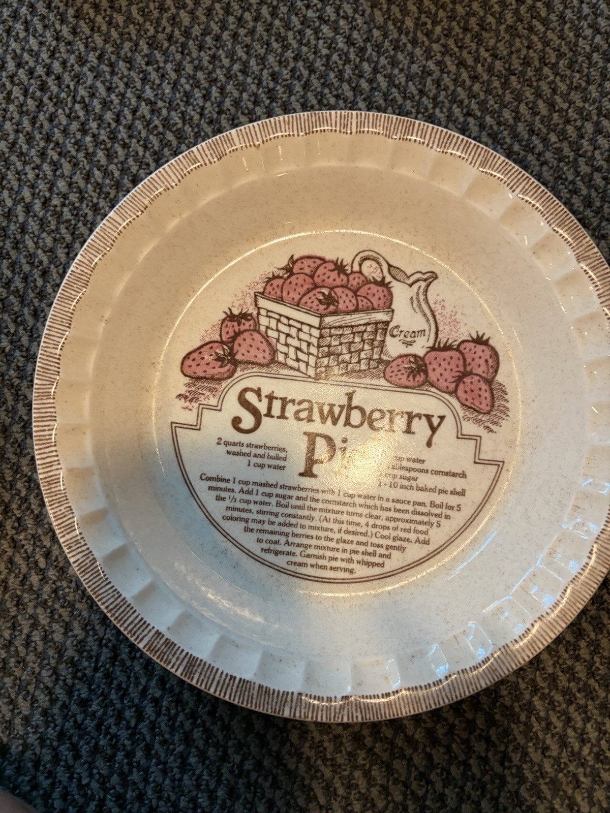 Vintage Strawberry Pie Plate 11” Deep Dish Royal China Jeanette with Recipe EUC