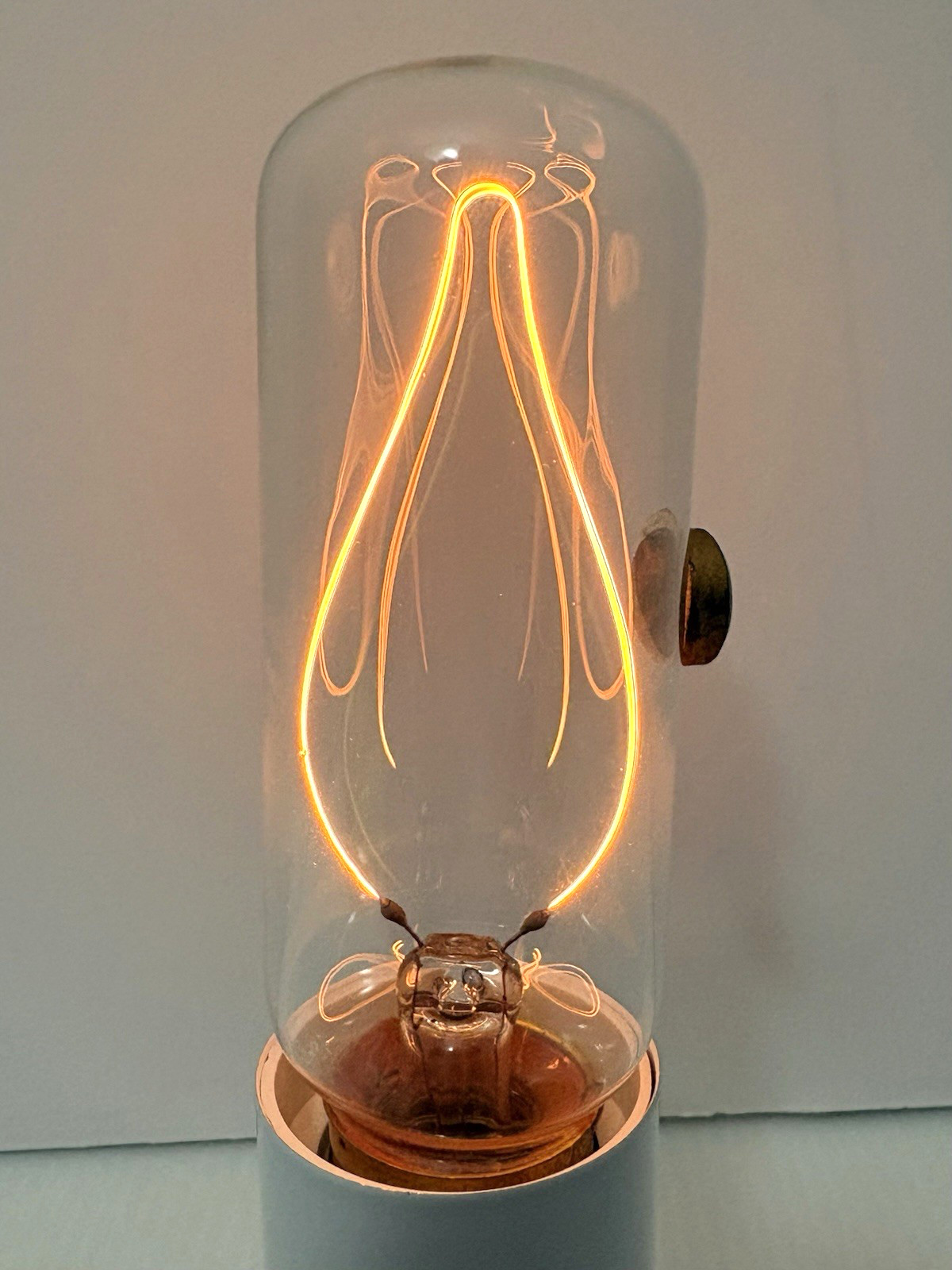 Vtg ABCO Gas Flame Flicker Tubular Light Bulb Magnetic Carbon Filament #03700