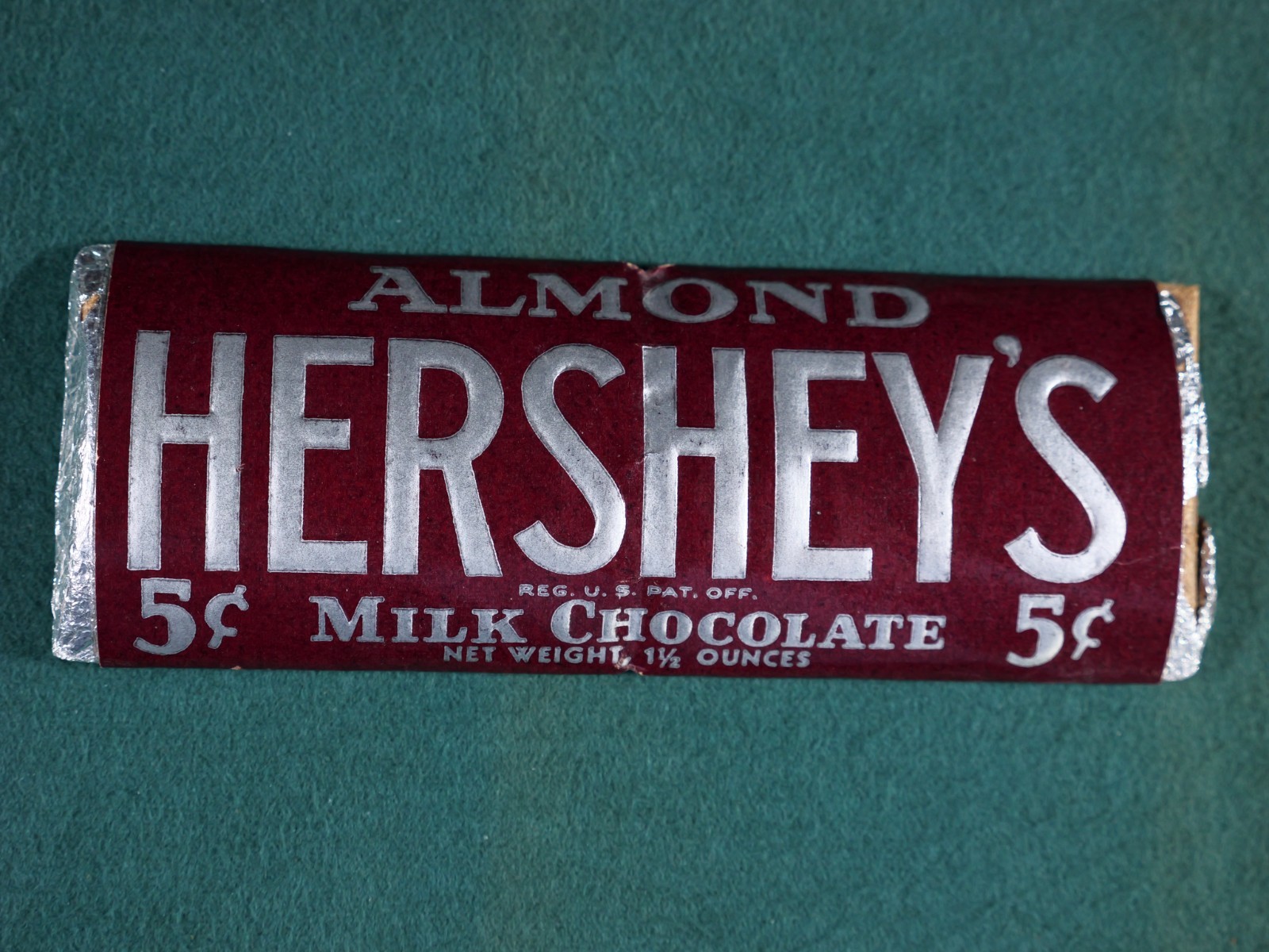 1930s-40s Genuine Hershey 5c Almond Milk Chocolate Dummy Bar Salesman’s Sample