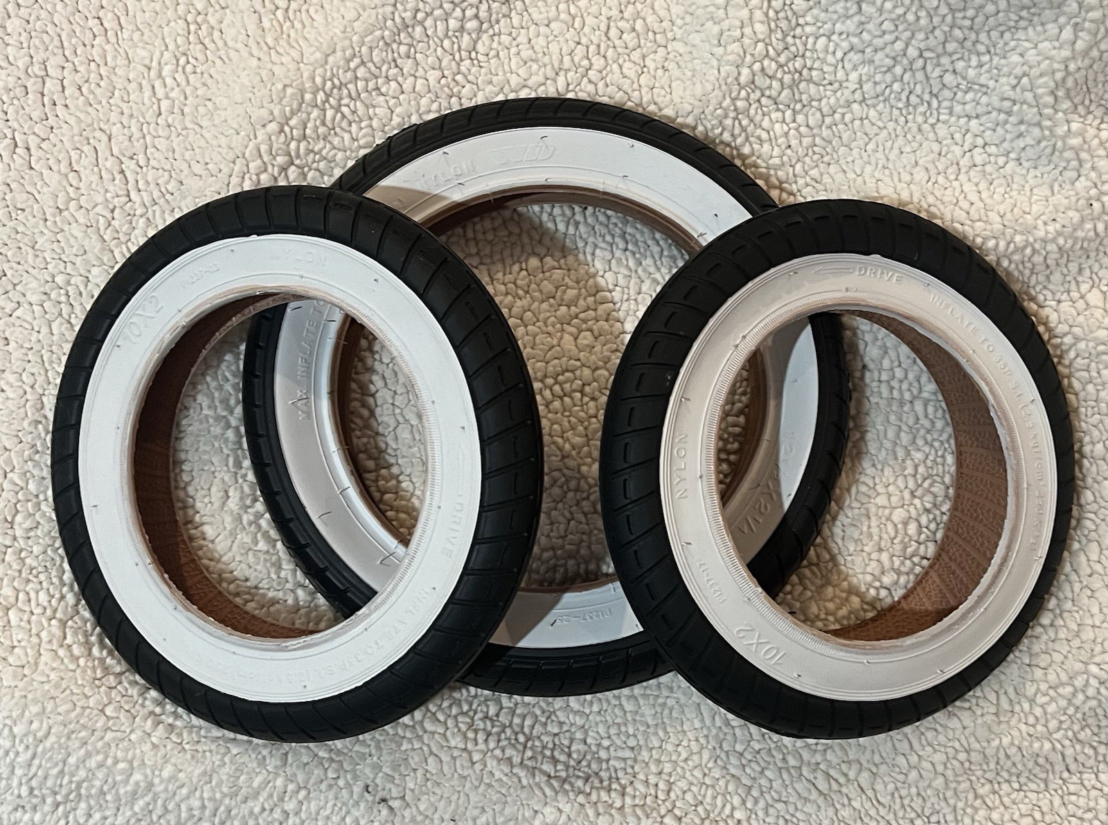 SCHWINN Lil STINGRAY WHITEWALL TIRE UPGRADE KIT TRICYCLE
